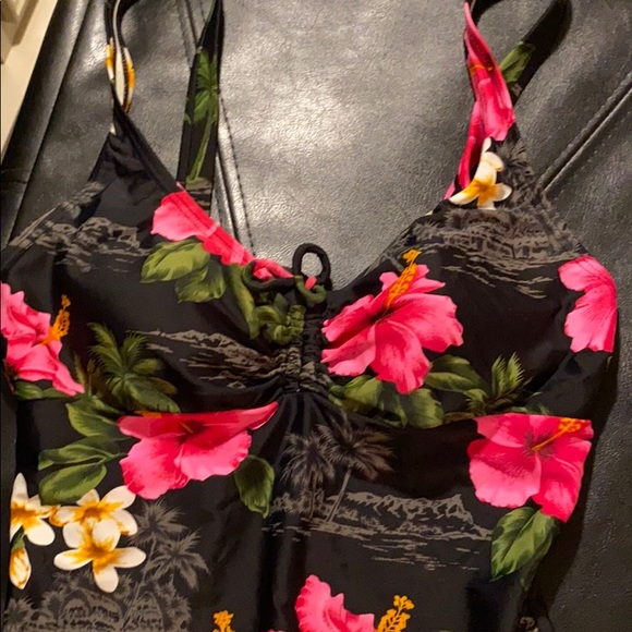 FLORAL WHOLE PIECE SWIMSUIT - Picture 3 of 7